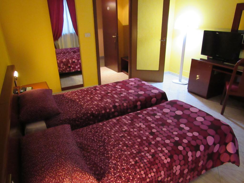 Hotel Elite 圣莫罗·托里尼塞 客房 照片